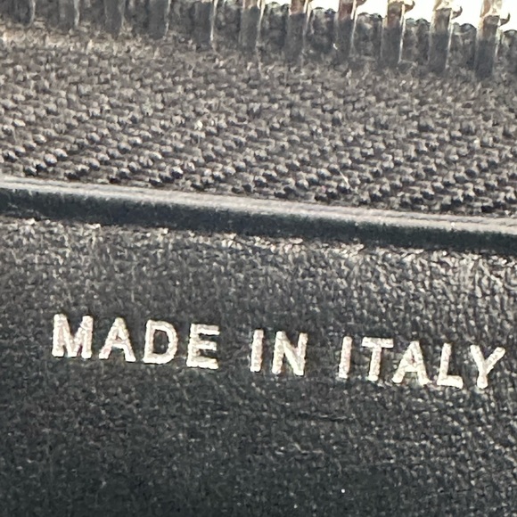 Chanel Black Calfskin Zippy Wallet with Iconic Tassel Detail & Gunmetal Hardware - Picture 8 of 13